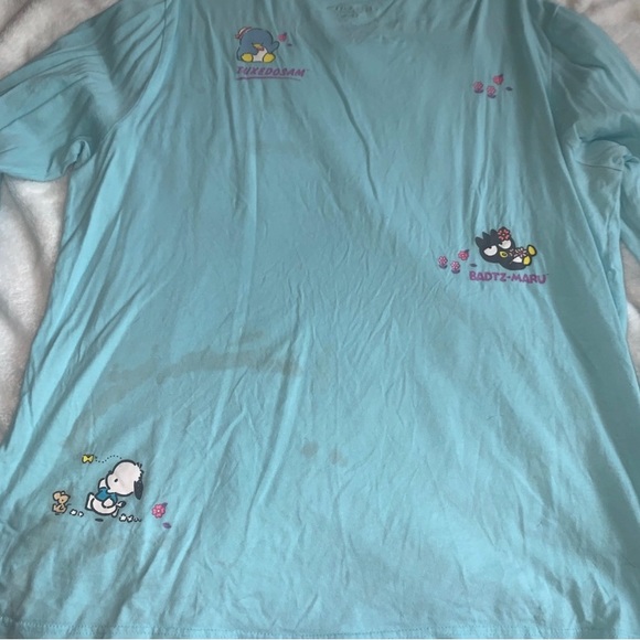 Sanrio clothes - Picture 3 of 3